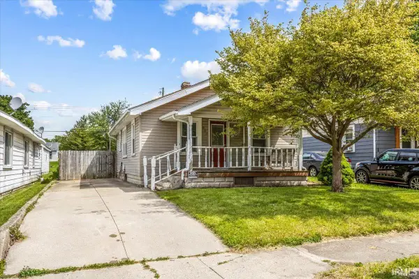 908 W 14th Street, Muncie, IN 47302