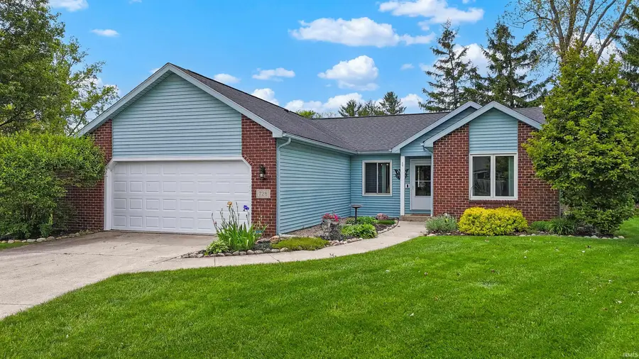 728 Pellston Court, Fort Wayne, IN 46825 - #2