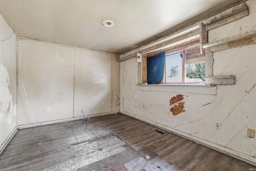 1513 E Cromer Avenue, Muncie, IN 47303 - #2