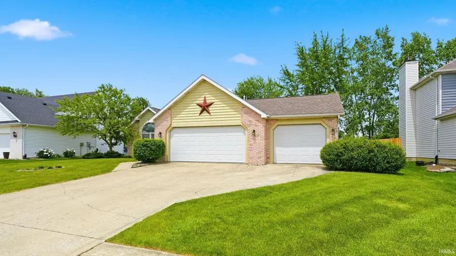 1808 Wisteria Place, Fort Wayne, IN 46818 - #2