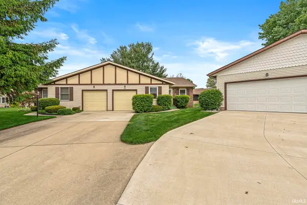 1840 Saint Michaels Court, South Bend, IN 46614
