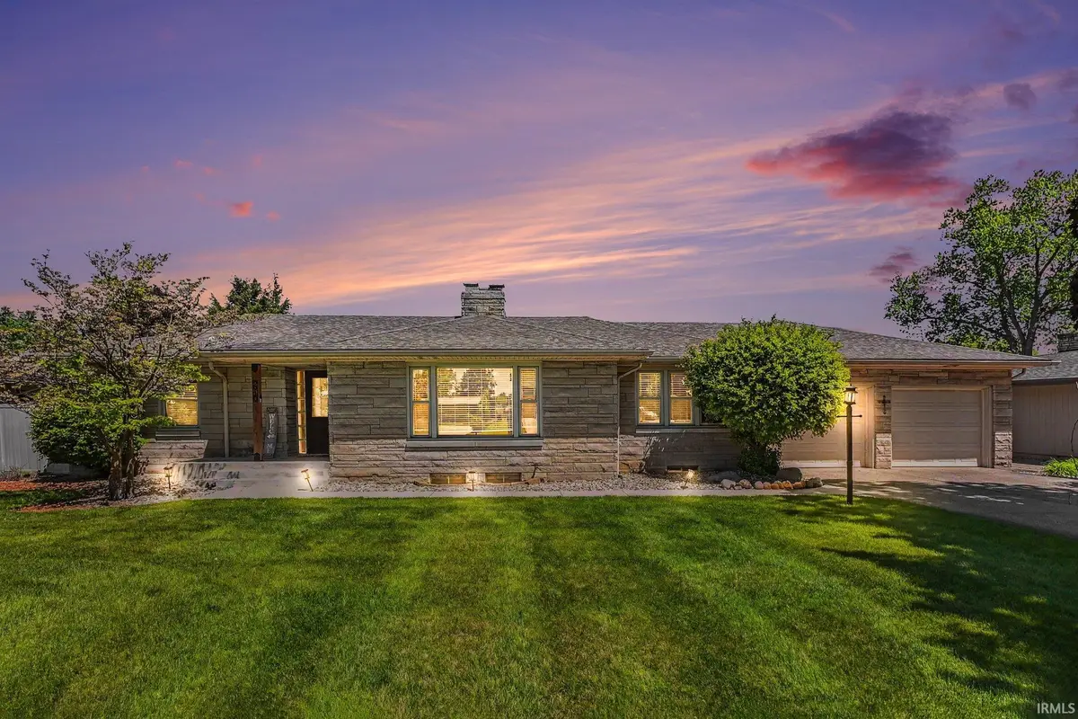 2910 Greenleaf Boulevard, Elkhart, IN 46514 - #1