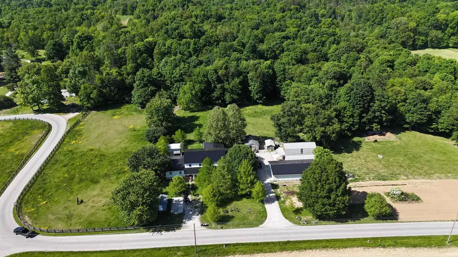 10282 E New Philadelphia Road, Salem, IN 47167 - #3