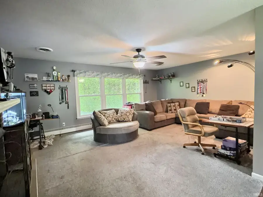 10520 W Sr 32, Yorktown, IN 47396 - #2