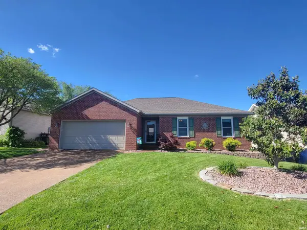 4620 Crowne Ridge Court, Evansville, IN 47725