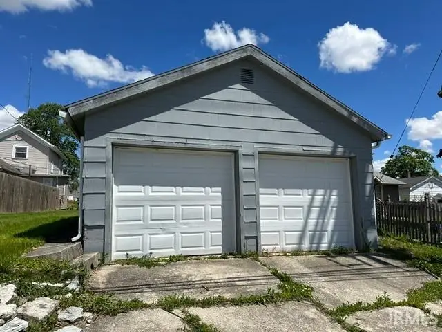 212 E Washington Street, Bluffton, IN 46714 - #2