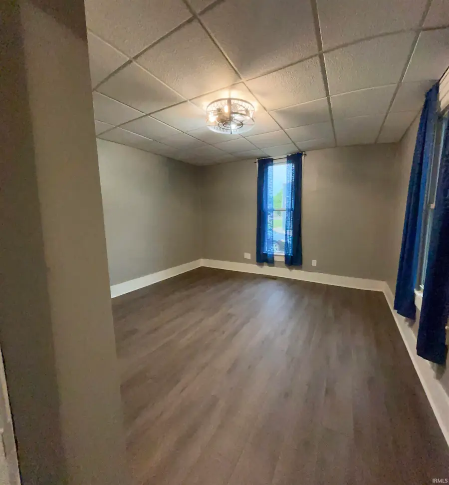 705 Upper 11th Street, Vincennes, IN 47591 - #3