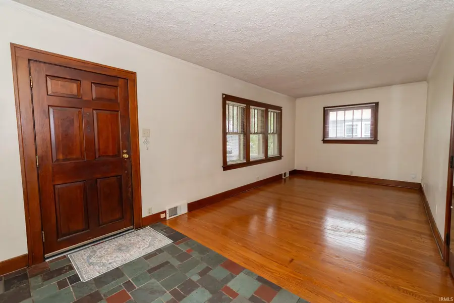 114 River Avenue, Mishawaka, IN 46544 - #3