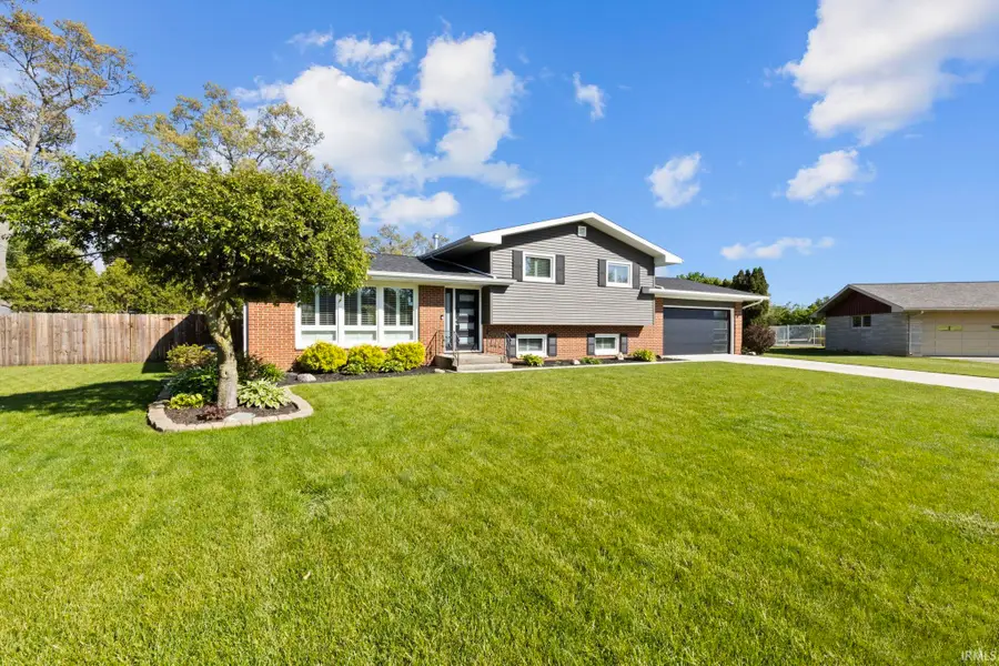 1528 N Bay Drive, Elkhart, IN 46514 - #3