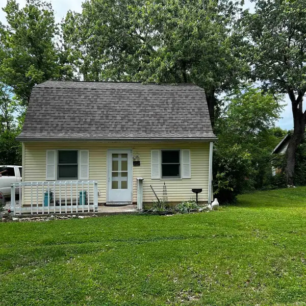 1102 W 10th Street, Bloomington, IN 47404