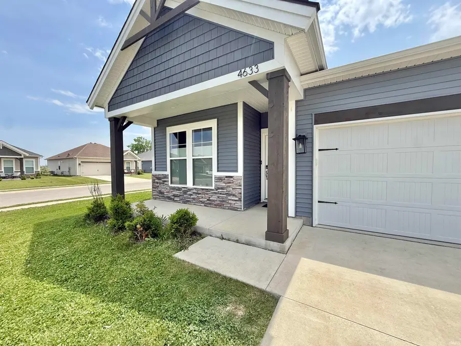 4633 Chelmsford Drive, Newburgh, IN 47630 - #2
