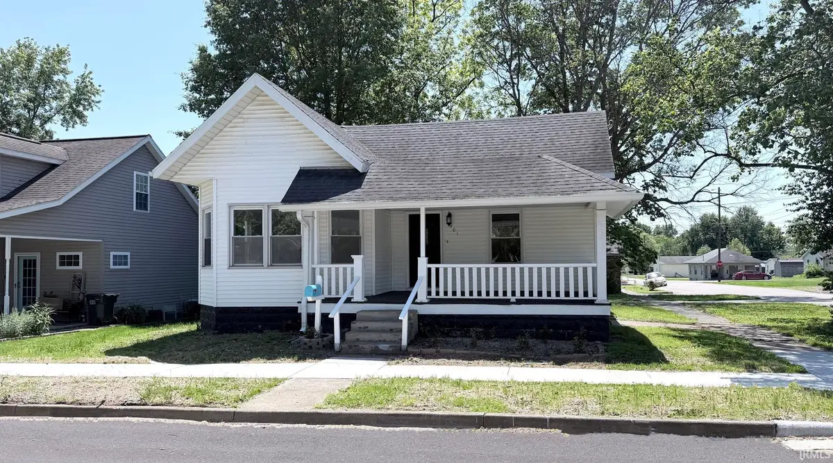 401 S 6th Street, Petersburg, IN 47567 - #1