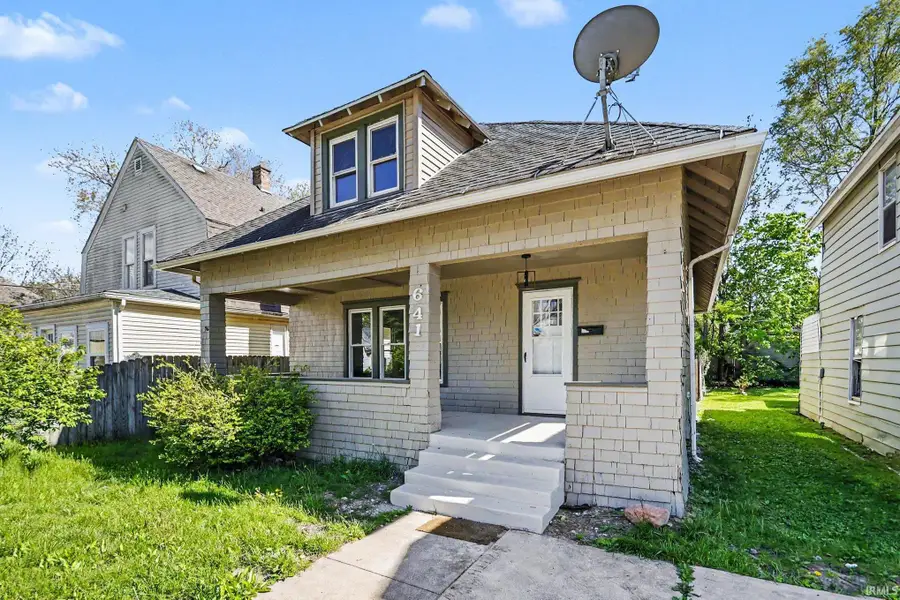 641 E 4th Street, Mishawaka, IN 46544 - #3