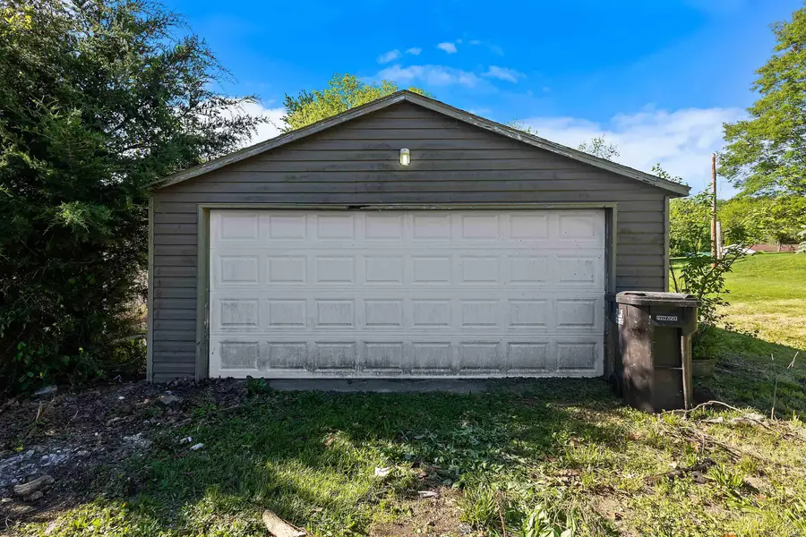 414 Dewey Street, Veedersburg, IN 47987 - #3