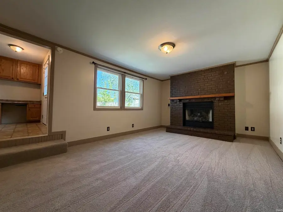 815 W 1st Street, Marion, IN 46952 - #3