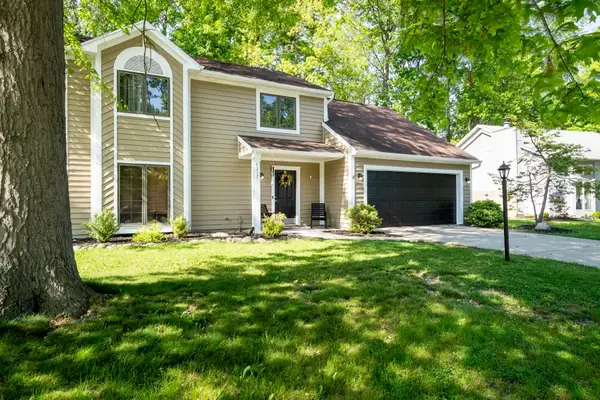 7217 Wood Meadows Lane, Fort Wayne, IN 46835