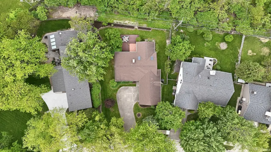 5611 Larchwood Run, Fort Wayne, IN 46825 - #3