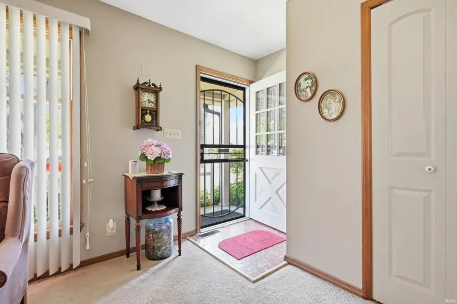 2601 W Lincolnshire Drive, Muncie, IN 47304 - #2