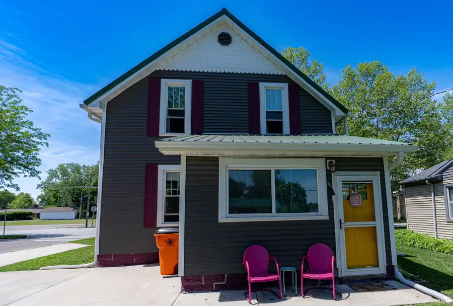 727 S Monticello Street, Winamac, IN 46996 - #3