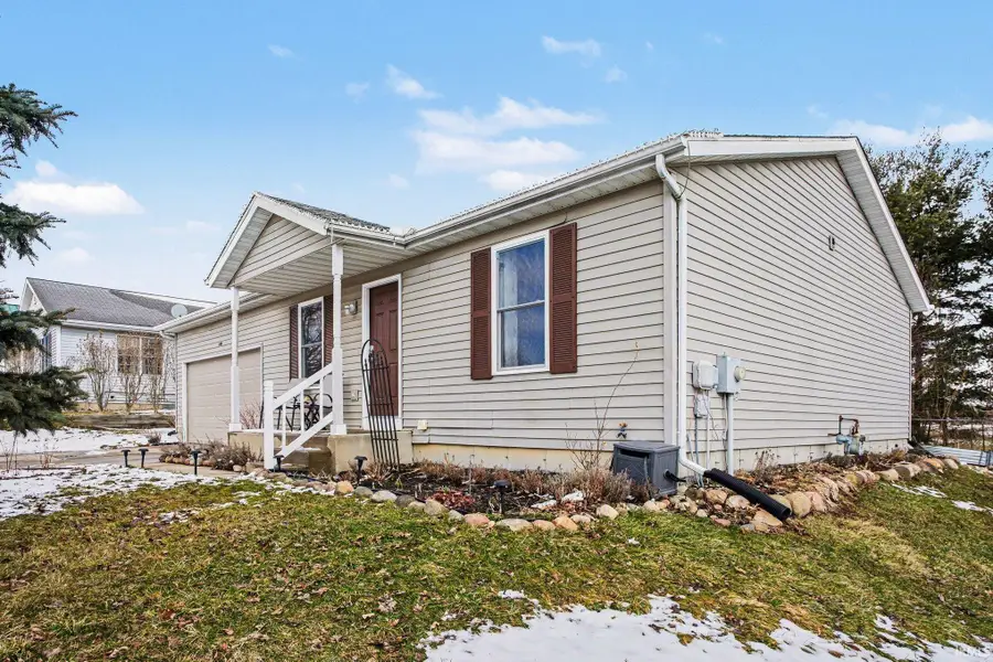 1014 Michigan Avenue, Goshen, IN 46528 - #2