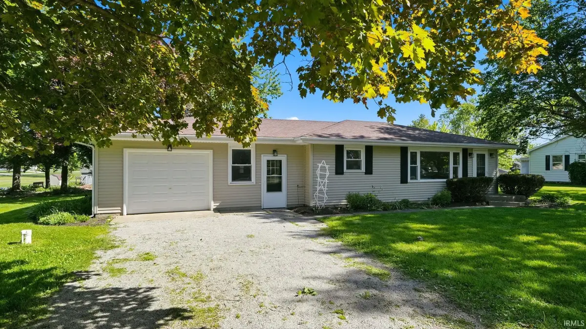 9075 E Orchard Lane, Churubusco, IN 46723 - #1