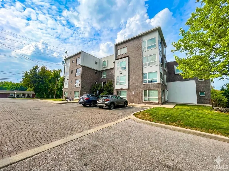 604 N Smith Road, Bloomington, IN 47408 - #3