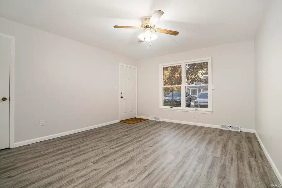 1601 S 16th Street #11, Goshen, IN 46526 - #3