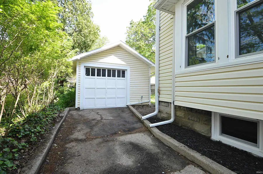 710 W Park Drive, Huntington, IN 46750 - #2