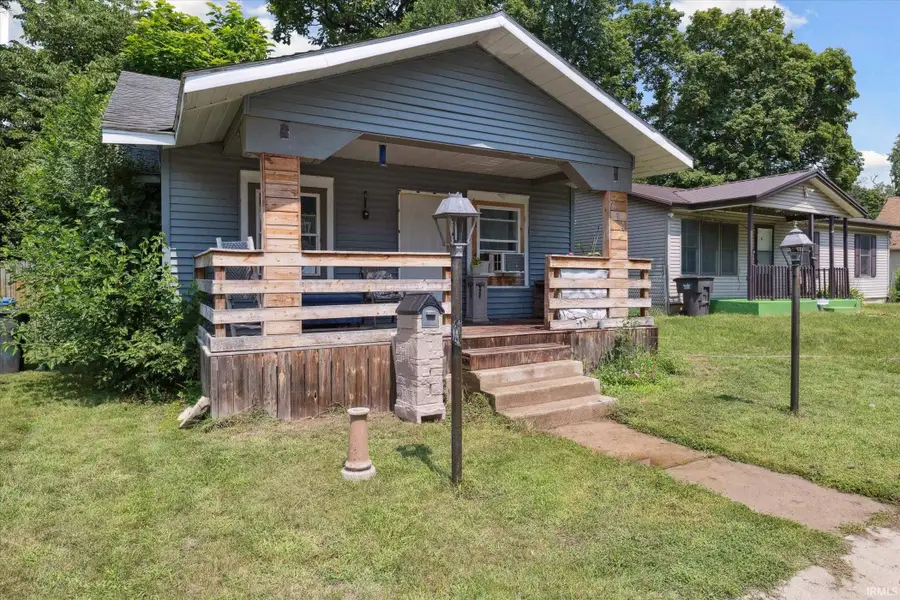 714 W Blaine Avenue, Elkhart, IN 46516 - #2