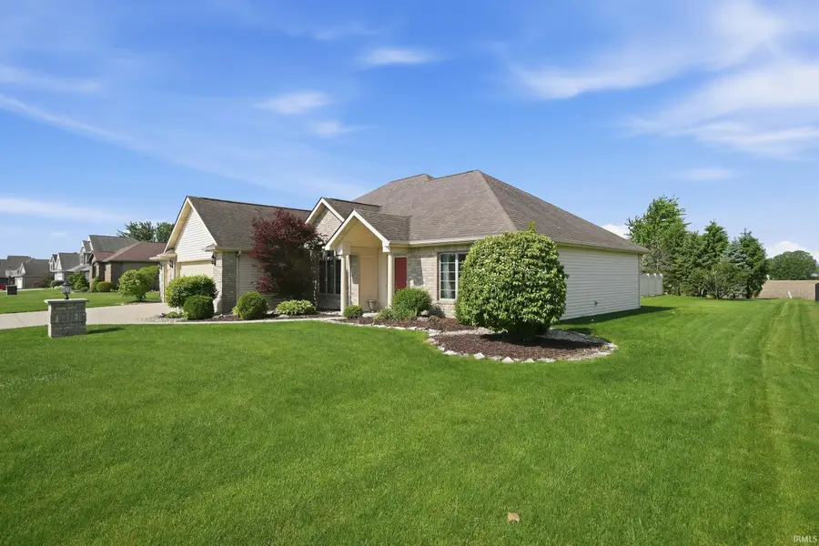 403 Steeplechase Drive, Auburn, IN 46706 - #2