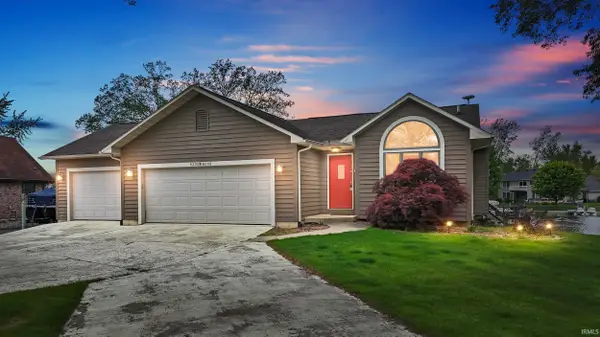 0205 W 600 S, Wolcottville, IN 46795