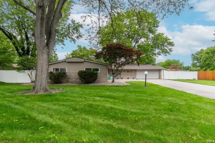 8520 Fiesta Way, Fort Wayne, IN 46815 - #2