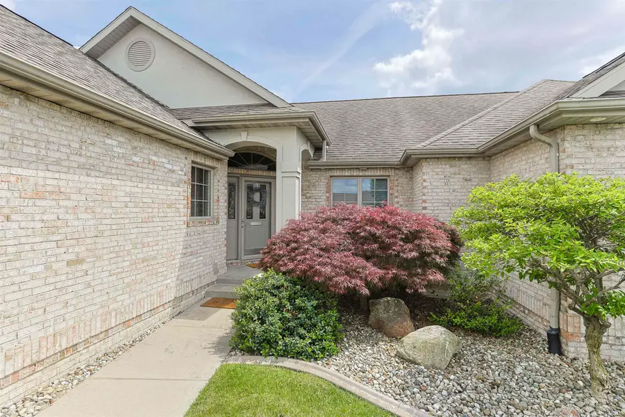 1031 Blackstone Boulevard, Nappanee, IN 46550 - #2