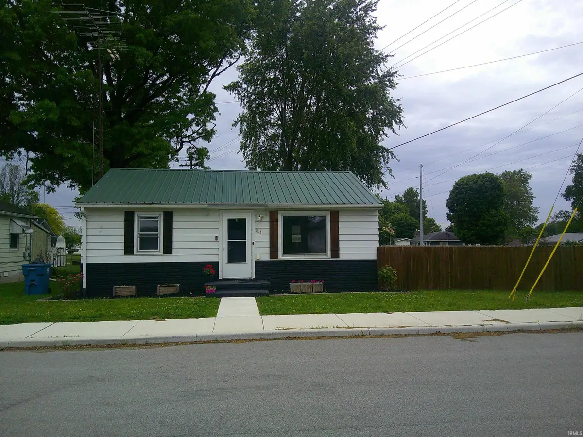 101 E Griffith Street, Galveston, IN 46932 - #1