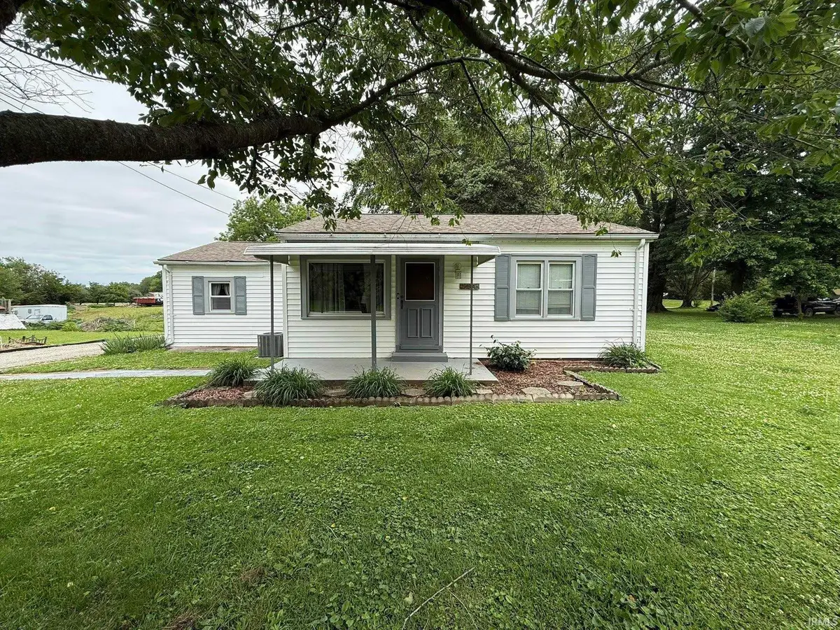 206 W 1st Street, Freelandville, IN 47535 - #1