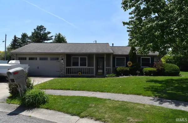 425 Hummingbird Drive, Greentown, IN 46936