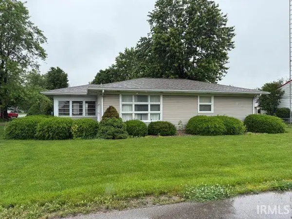 1104 N 8th Street, Mitchell, IN 47446