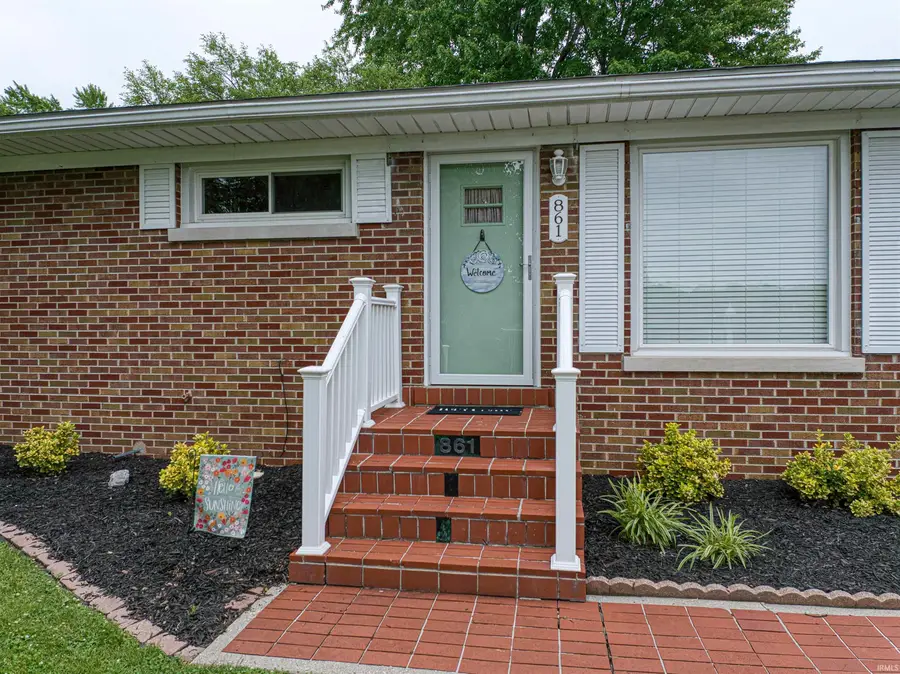 861 N Helfrich Avenue, Evansville, IN 47720 - #2