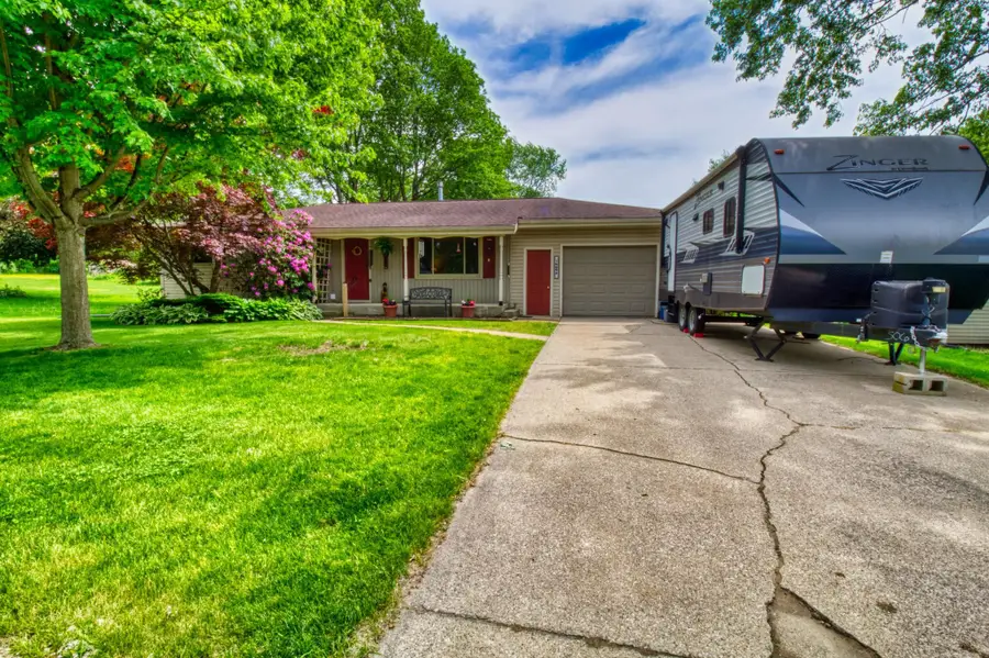 19098 Sandy Drive, Goshen, IN 46528 - #2