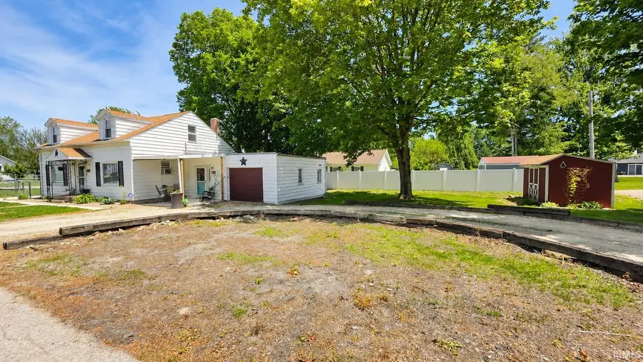 301 S Bourbon Street, Bourbon, IN 46504 - #2