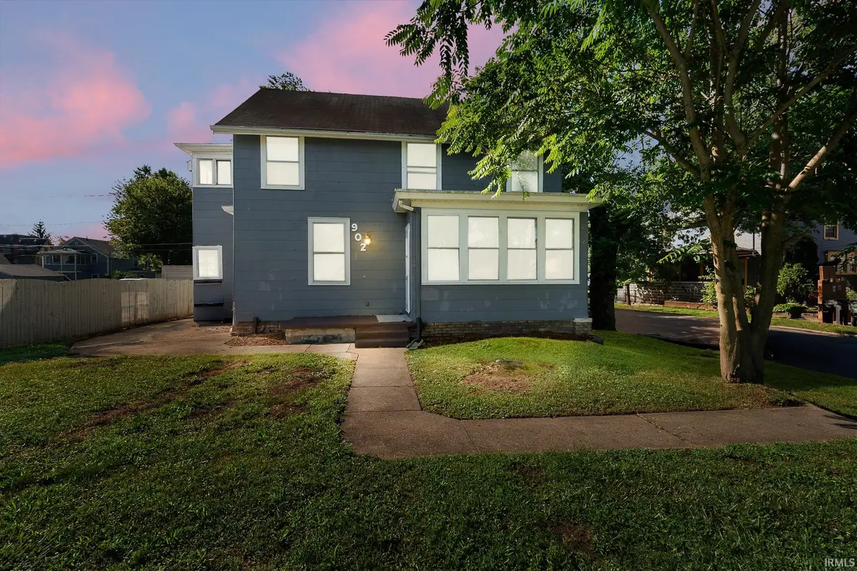 902 Lake Avenue, Fort Wayne, IN 46805 - #1