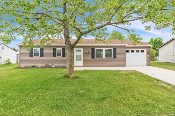 312 Alamosa Drive, Kendallville, IN 46755