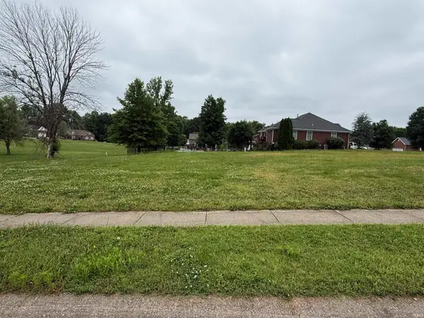 270 Persimmon Circle, Boonville, IN 47601