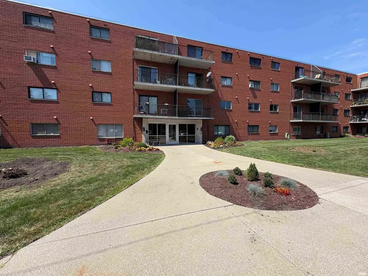 2937 Westbrook Drive #A113, Fort Wayne, IN 46805 - #1