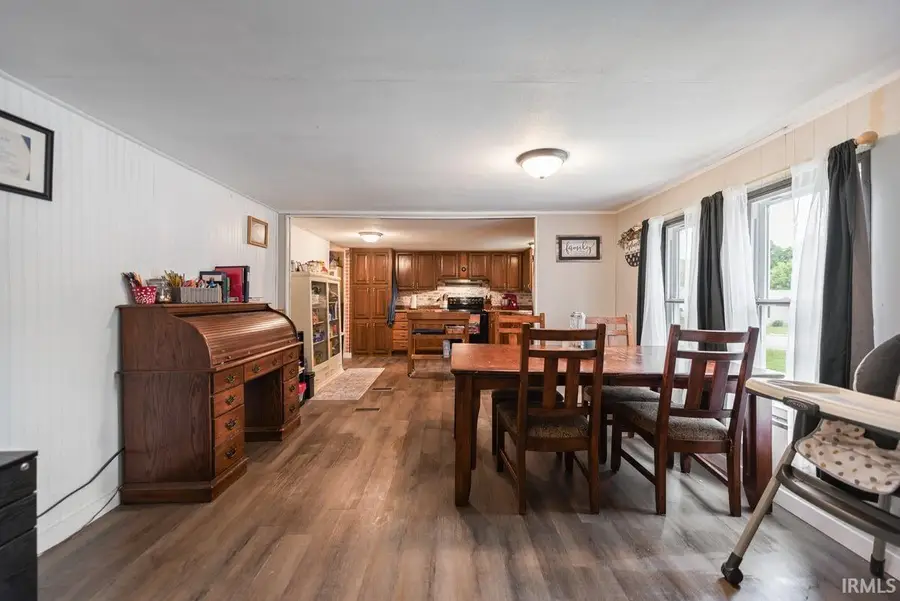 304 W Vine Street, Mitchell, IN 47446 - #3