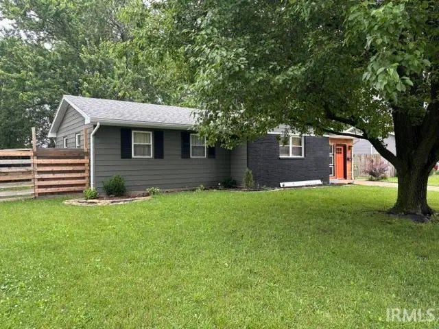 2201 W Buena Vista Road, Evansville, IN 47720 - #2