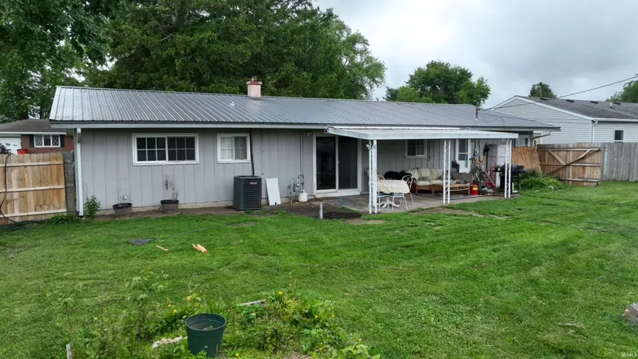 535 Twin Lakes Avenue, Monticello, IN 47960 - #2
