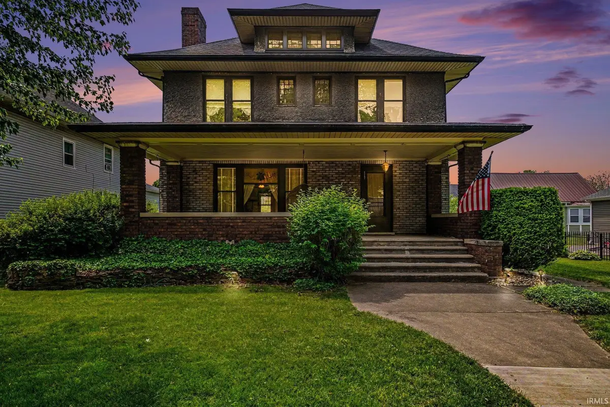 117 N 6th Street, Goshen, IN 46528 - #1