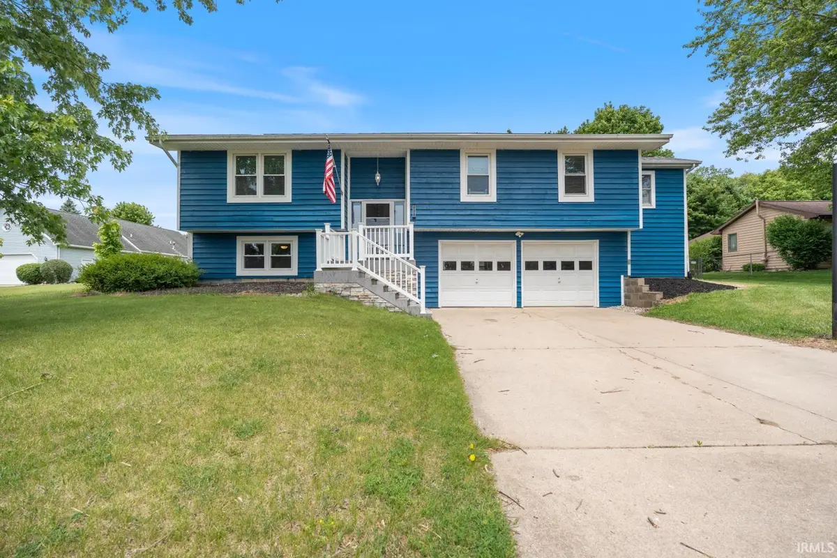 608 Lake John Circle, Winona Lake, IN 46590 - #1