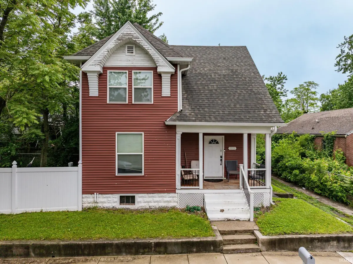 1215 S Jefferson Street, Muncie, IN 47302 - #1